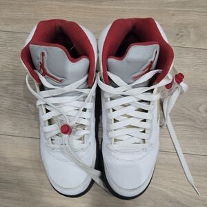 JORDAN RETRO SNEAKERS